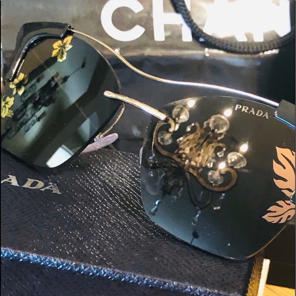 Runway Prada sexy sunglasses - Picture 3 of 14